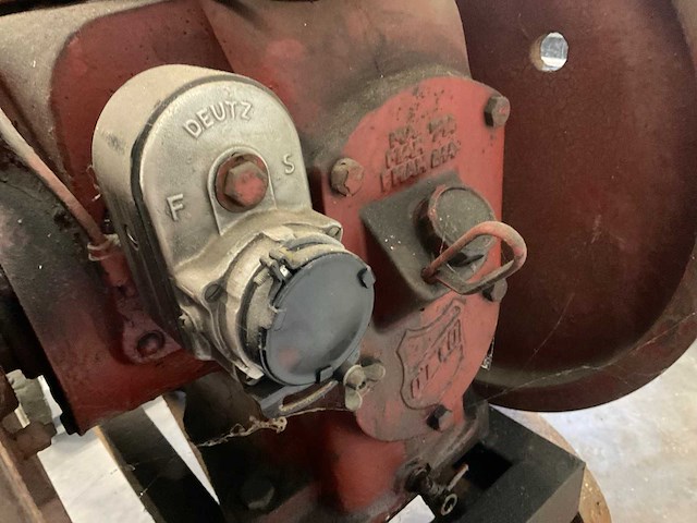 Deutz ma 711 stationaire benzinemotor - afbeelding 2 van  3