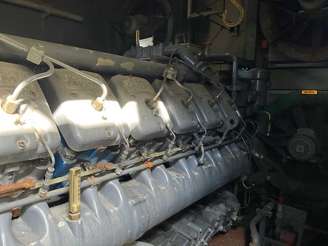 Deutz mwm / anton piller nkt 2500-4s stroomaggregaat (2500 kva) - afbeelding 7 van  21