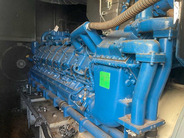 Deutz mwm / anton piller nkt 2500-4s stroomaggregaat (2500 kva) - afbeelding 13 van  18
