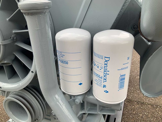 Deutz/stamford f6l413v noodstroomaggregaat - afbeelding 3 van  12