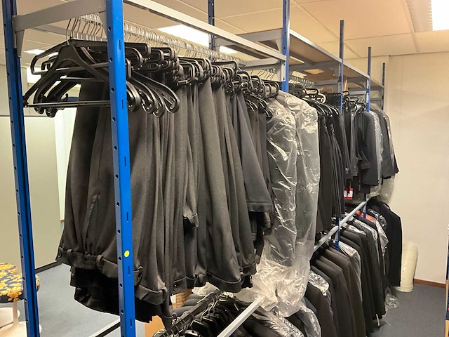 Devagro gilet, pantalon, rok en colbert (1300x) - afbeelding 12 van  14