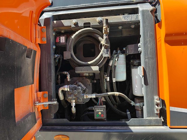 Develon - 2023 - dx160w-7 - banden graafmachine - afbeelding 31 van  50