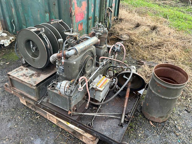 Devibiss 44642 oliepomp/compressor - afbeelding 1 van  7