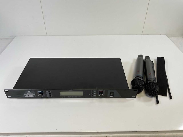 Devine/k&m (wmd-168/23840), wireless dual microphone system with microphone desk arm (2x) - afbeelding 7 van  12
