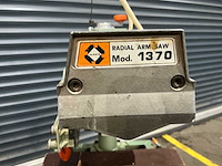 Dewalt - 1980 - radiaalafkortzaagmachine - afbeelding 14 van  15