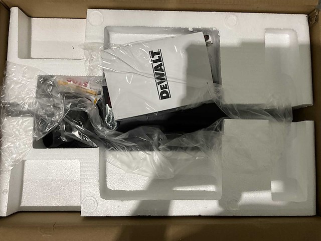 Dewalt - 2026 - dxgni35e - noodstroomaggregaat - afbeelding 8 van  8
