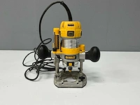 Dewalt - d26203 - freesmachine - afbeelding 9 van  13