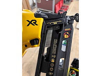 Dewalt - dcn660d2 - accu tacker - afbeelding 4 van  6