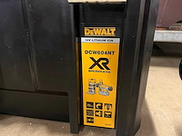 Dewalt - dcw604nt - freesmachine - afbeelding 3 van  5