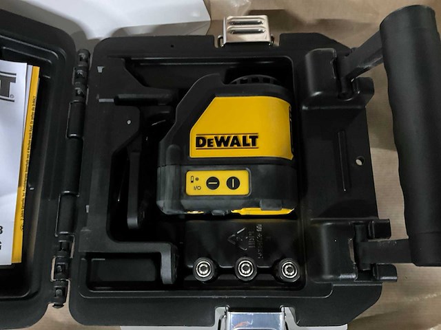 Dewalt - dw088k-xj - zelfnivellerende kruislijnlaser - afbeelding 1 van  4