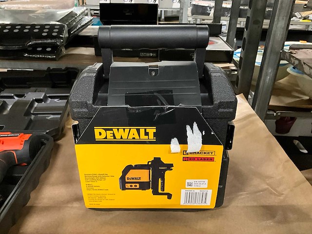 Dewalt - dw088k-xj - zelfnivellerende kruislijnlaser - afbeelding 4 van  4