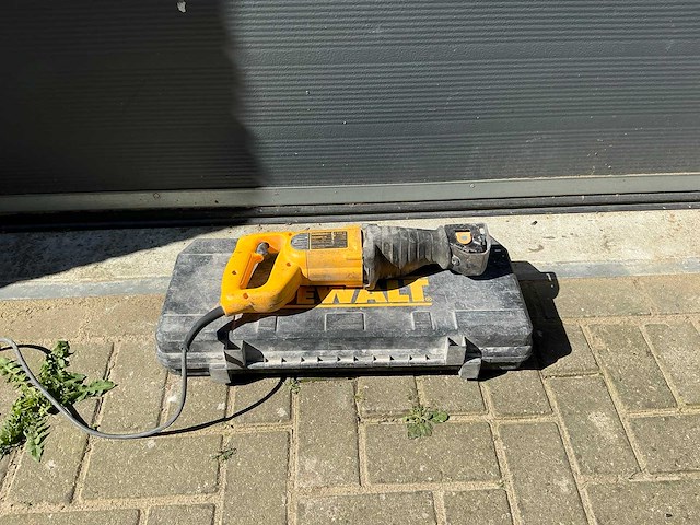 Dewalt - dw304pk-qs 2 - reciprozaag - afbeelding 4 van  11