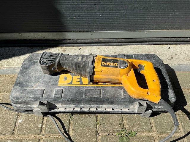 Dewalt - dw304pk-qs 2 - reciprozaag - afbeelding 10 van  11