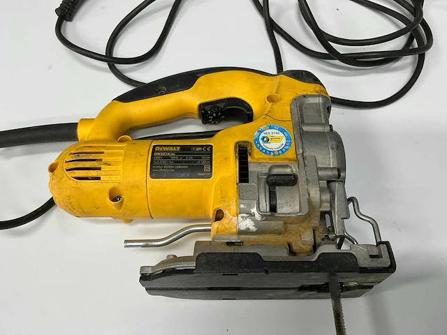 Dewalt - dw331k-qs - decoupeerzaag - afbeelding 7 van  13