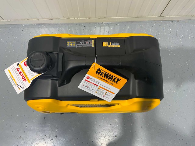 Dewalt - dxgni35e - 3400watt - inverter benzine generator - afbeelding 14 van  16