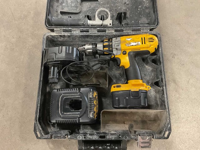 Dewalt 14.4v accuboormachine - afbeelding 1 van  2