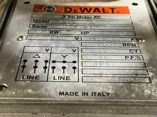 Dewalt 1600 radiaalafkortzaagmachine - afbeelding 3 van  11