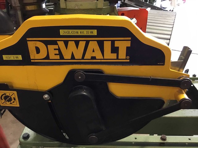 Dewalt 1600/s radiaalafkortzaagmachine - afbeelding 10 van  14