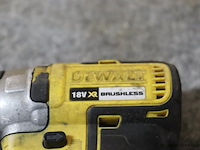 Dewalt 18v xr schroef-klopboormachine dcd709, 18v, type 10 - afbeelding 2 van  5