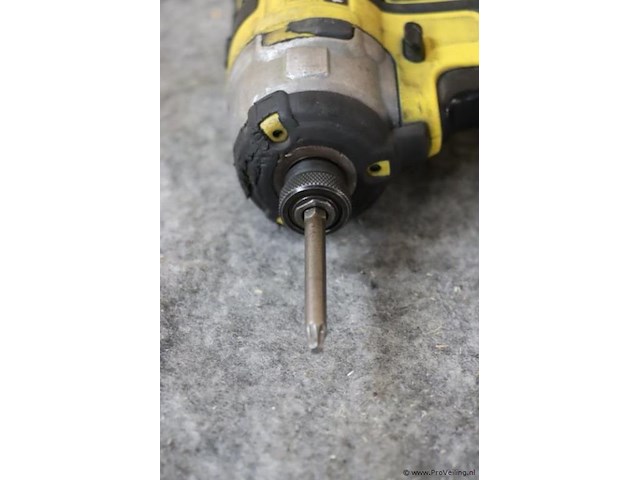 Dewalt 18v xr schroef-klopboormachine dcd709, 18v, type 10 - afbeelding 3 van  5
