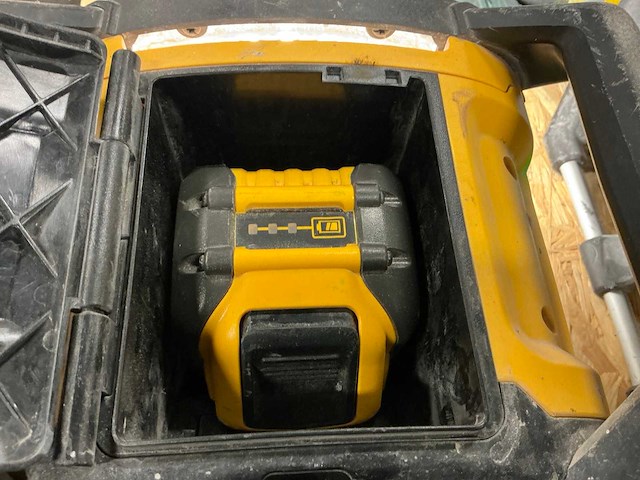 Dewalt accu bouwlamp - afbeelding 4 van  6