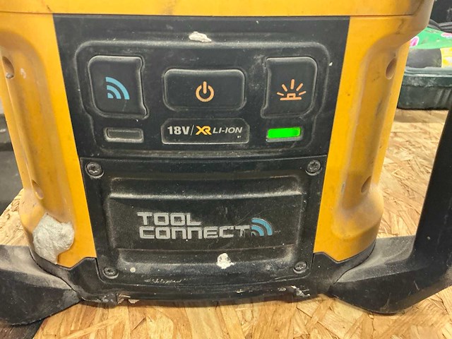 Dewalt accu bouwlamp - afbeelding 6 van  6