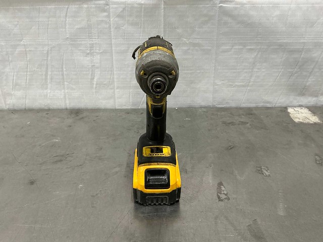 Dewalt accu slagschroevendraaier - afbeelding 3 van  5