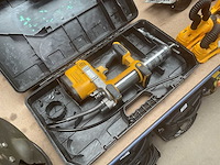 Dewalt accu vetspuit - afbeelding 1 van  1