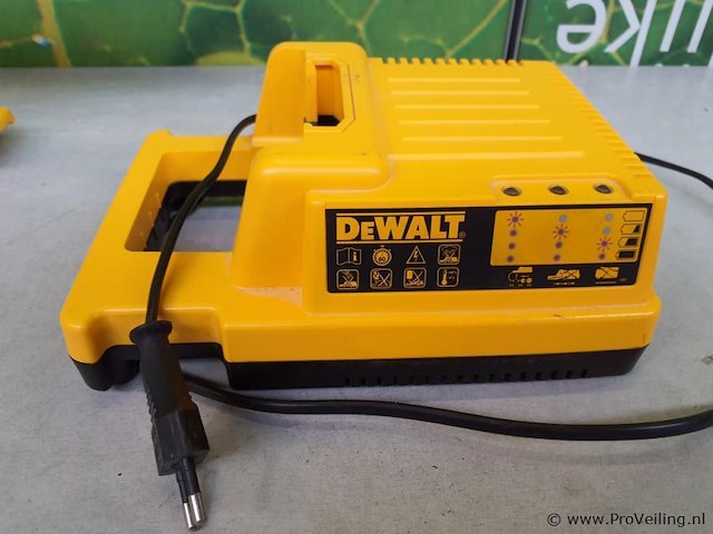 Dewalt accuboormachine dc910; 28v, incl. accu & oplaadstation de9000 - afbeelding 8 van  9
