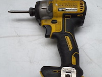 Dewalt accuboormachine dcf887, type 10 - 18v - afbeelding 1 van  5