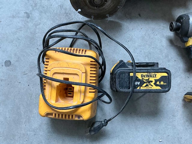 Dewalt accugereedschap - afbeelding 2 van  5