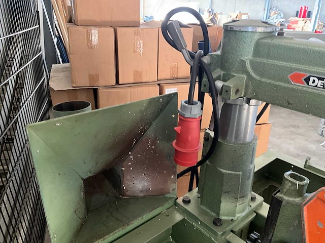 Dewalt afkortcirkelzaagmachine - afbeelding 2 van  12