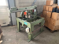 Dewalt afkortcirkelzaagmachine - afbeelding 1 van  12