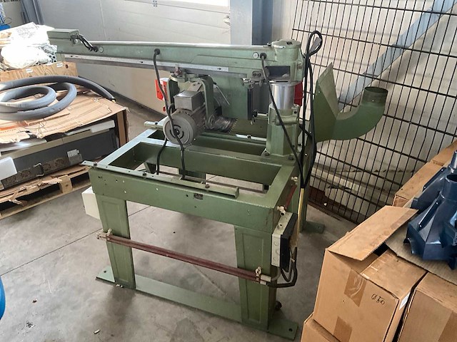 Dewalt afkortcirkelzaagmachine - afbeelding 8 van  12