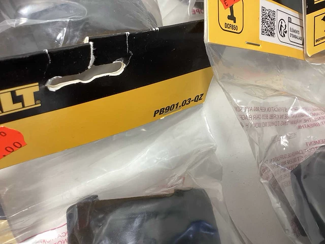 Dewalt beschermrubbers slagschroevendraaier - afbeelding 1 van  8
