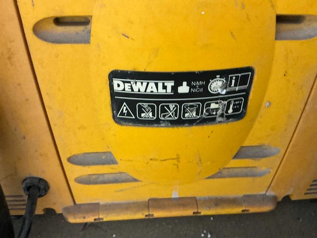 Dewalt bouwradio - afbeelding 3 van  3