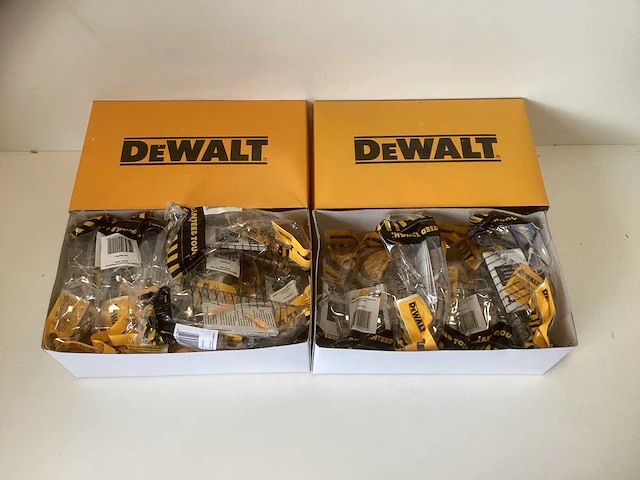 Dewalt contractor pro clear lens veiligheidsbril (dpg52-1d eu) (24x) - afbeelding 1 van  8
