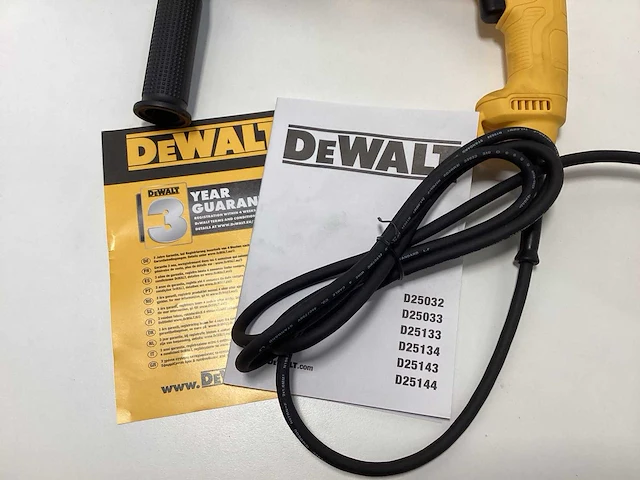 Dewalt d25033k sds-plus combihamer - 710w - afbeelding 3 van  5