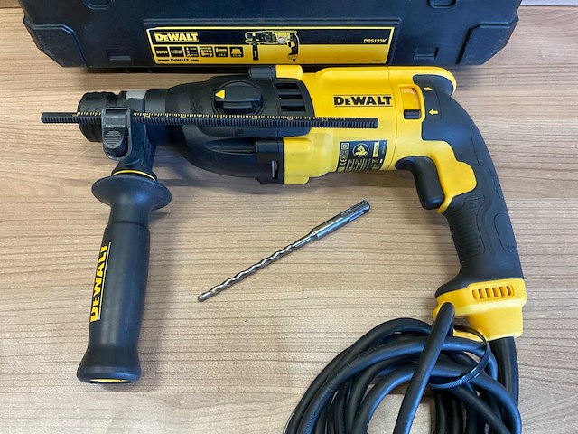 Dewalt d25133k-qs sds-plus combihamer - afbeelding 2 van  4