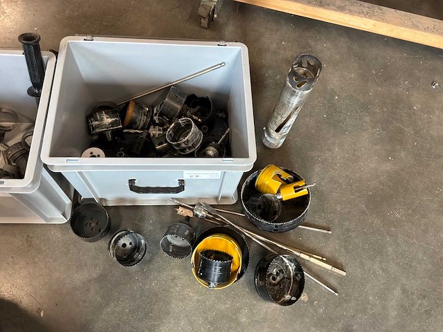 Dewalt d25134 klopboormachines met gatenzagen (12x) - afbeelding 1 van  1