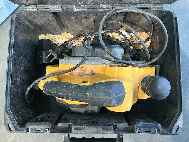 Dewalt d26500-bg schaafmachine - afbeelding 4 van  5