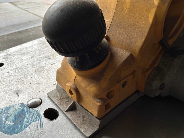 Dewalt d26500-qs schaafmachine - afbeelding 4 van  5