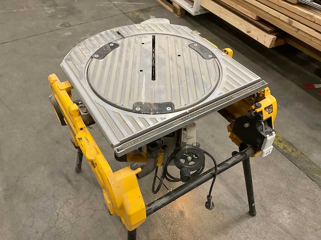 Dewalt d27107 (type 7) combinatiezaag - afbeelding 6 van  8