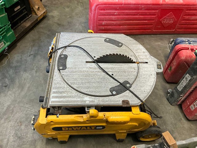 Dewalt d27107xps flip-over zaagmachine - afbeelding 3 van  6