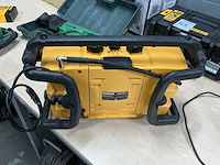 Dewalt dc010-gb/qw radio - afbeelding 3 van  4