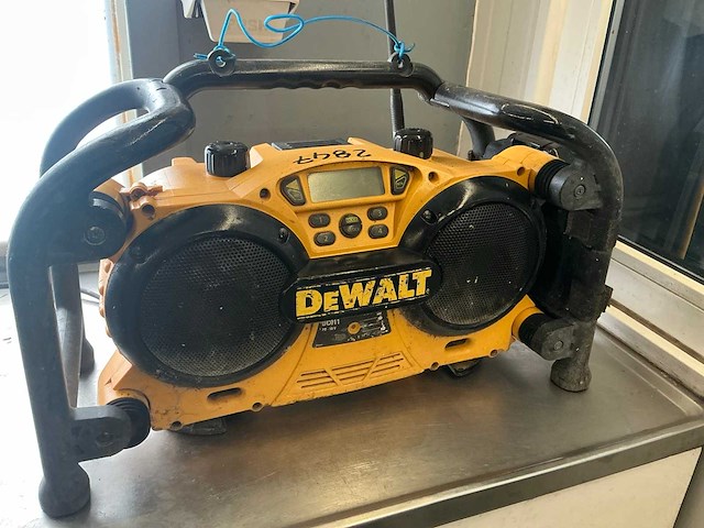 Dewalt dc011/gbqw bouwradio bouwradio - afbeelding 7 van  7