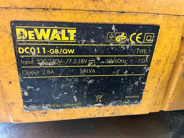 Dewalt dc011/gbqw bouwradio bouwradio - afbeelding 3 van  7