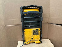 Dewalt dc022- qw bouwlamp met oplader - afbeelding 2 van  3