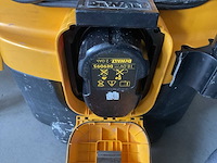 Dewalt dc500 stofzuiger op accu - afbeelding 2 van  4