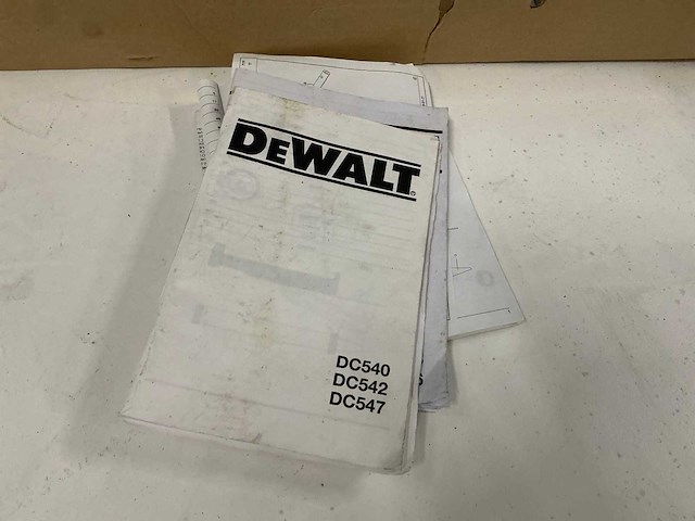 Dewalt dc547 kitspuit - afbeelding 5 van  6